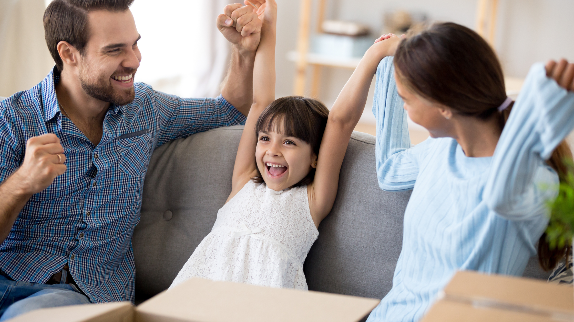 Une famille qui déménage groupé